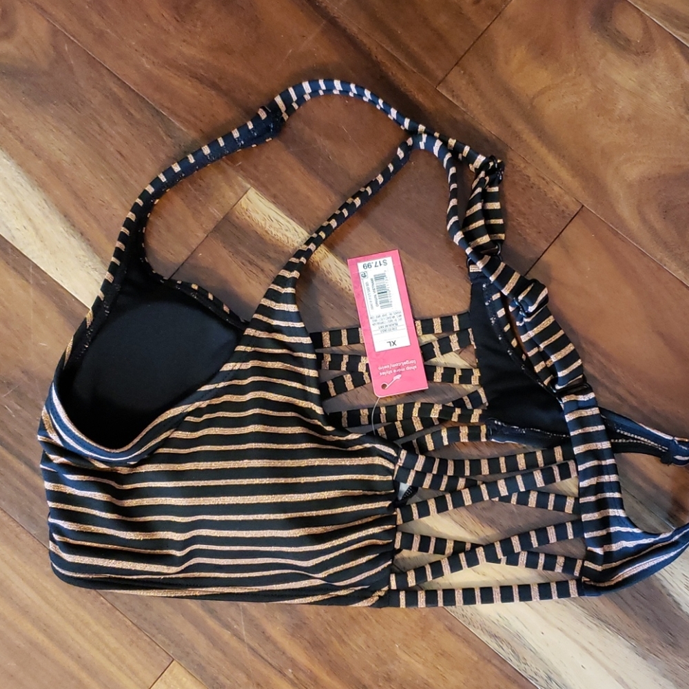 BRAND NEW Bikini Top - Picture 4 of 4